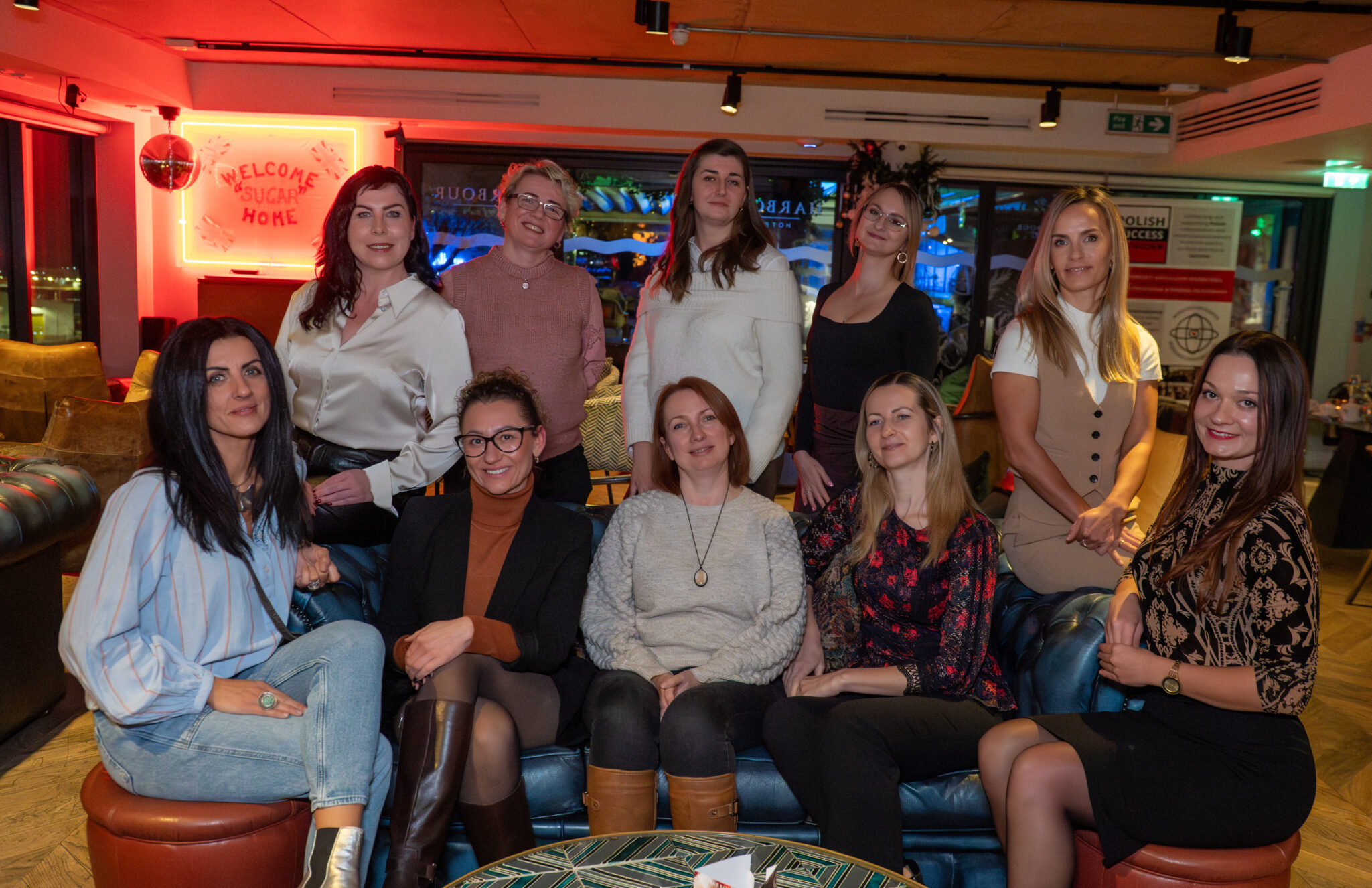 Grupowe zdjecie kobiet 